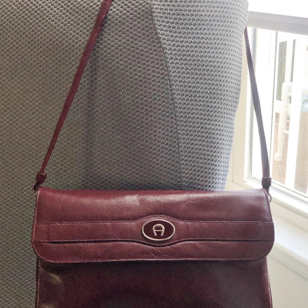 Vintage Etienne Aigner Burgundy/Brown Leather Shoulder Bag